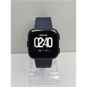 Fitbit Versa FB504 Smartwatch Fitness Heart Rate Bluetooth Extr Bands No Charger